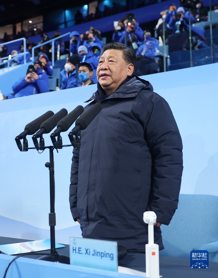 2月4日晚，北京第二十四届冬季奥林匹克运动会开幕式在国家体育场隆重举行。国家主席习近平出席开幕式并宣布本届冬奥会开幕。